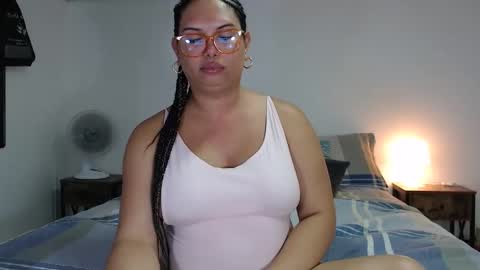 FLOR SALVAJE online show from November 18, 2025, 8:57 pm