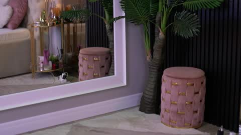 Latina online show from March 30, 2026, 5:14 pm