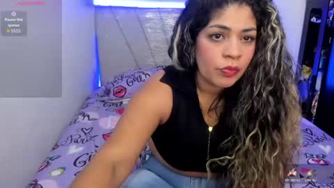 Snapshot of latinamav22 chatting on June 17, 2026, 1:19 am latinamav22 online show from June 17, 2026, 1:19 am