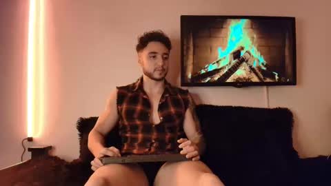 LatinBoyVIP  Colombian online show from May 5, 2026, 2:47 pm