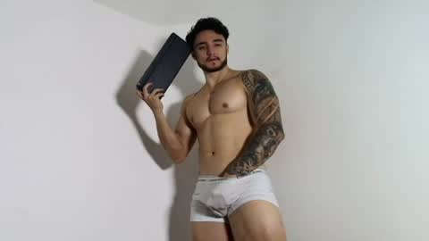 Snapshot of latinboyvip_ chatting on June 9, 2026, 3:12 pm LatinBoyVIP Colombian online show from June 9, 2026, 3:12 pm