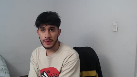 camilo online show from December 8, 2024, 11:19 pm