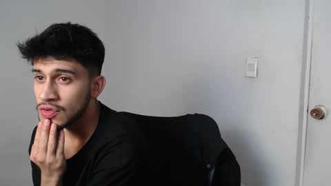 camilo online show from February 18, 2025, 6:26 am