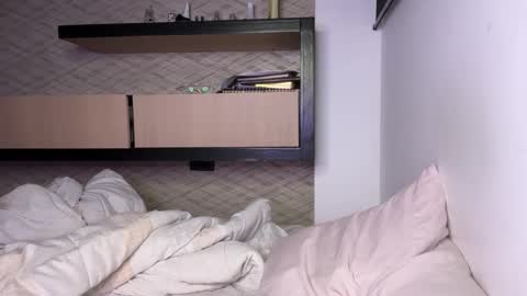 Snapshot of latinella chatting on December 29, 2024, 2:38 am Hi - online show from December 29, 2024, 2:38 am