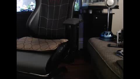 Snapshot of latinlover513 chatting on January 27, 2025, 6:52 pm latinlover513 online show from January 27, 2025, 6:52 pm