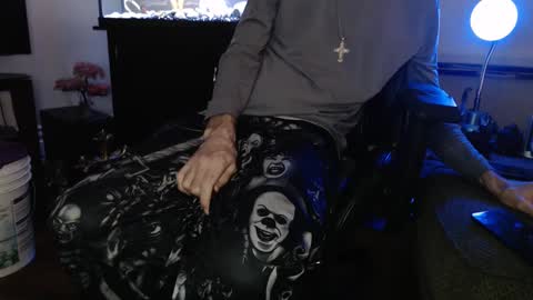 Snapshot of latinlover513 chatting on February 13, 2025, 8:03 pm latinlover513 online show from February 13, 2025, 8:03 pm