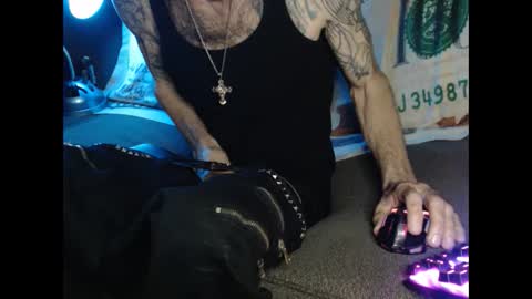 Snapshot of latinlover513 chatting on March 12, 2025, 10:05 am latinlover513 online show from March 12, 2025, 10:05 am