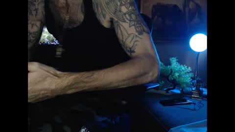 Snapshot of latinlover513 chatting on September 18, 2025, 8:33 pm latinlover513 online show from September 18, 2025, 8:33 pm