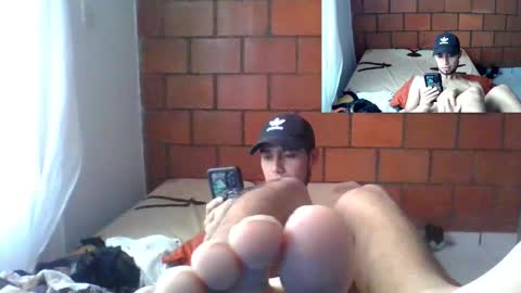 Snapshot of latinmansmoking chatting on November 11, 2025, 6:30 pm latinmansmoking online show from November 11, 2025, 6:30 pm