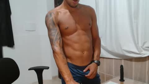 latinmarian online show from April 23, 2026, 7:20 am