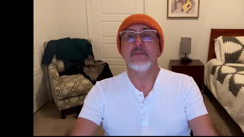 Snapshot of latinnous chatting on January 18, 2026, 3:10 am QS - INDEPENDENT MODEL online show from January 18, 2026, 3:10 am