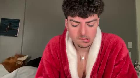 Snapshot of latinotwunk21 chatting on February 16, 2026, 9:00 pm Rylie Beck online show from February 16, 2026, 9:00 pm