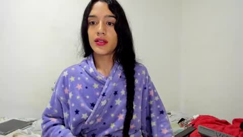 Snapshot of latinsecretfantasy chatting on January 30, 2025, 7:29 am latinsecretfantasy online show from January 30, 2025, 7:29 am