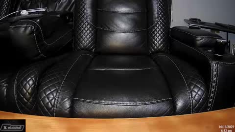 Nico online show from October 13, 2025, 11:32 am