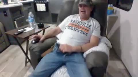 latniter online show from January 6, 2025, 1:31 am