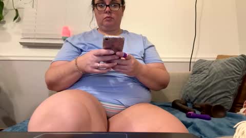 LauLauMa online show from January 20, 2025, 4:21 am