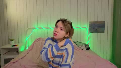 Kylie online show from November 27, 2025, 8:33 pm