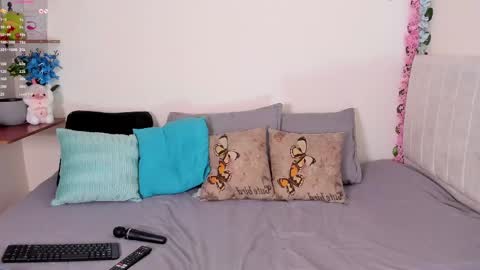 laura1__ online show from March 1, 2025, 12:28 am