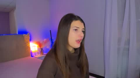 Snapshot of laura__leee chatting on February 6, 2026, 7:02 am Laura online show from February 6, 2026, 7:02 am