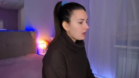 Snapshot of laura__leee chatting on February 20, 2026, 6:37 am Laura online show from February 20, 2026, 6:37 am