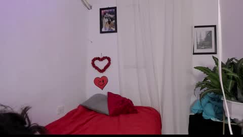 laura_and_kevin online show from March 2, 2026, 9:43 pm