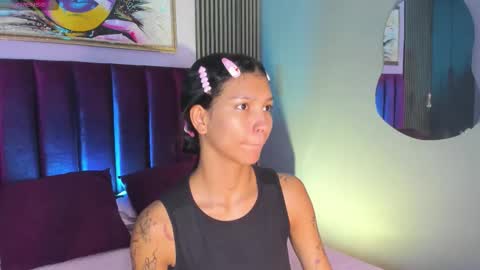 Snapshot of laura_aristizabal_19 chatting on October 26, 2025, 12:33 pm Laura online show from October 26, 2025, 12:33 pm