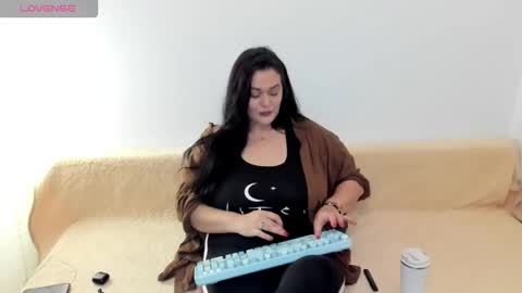 Laura online show from December 20, 2025, 9:00 pm