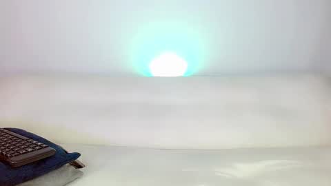 Laura online show from March 12, 2025, 2:52 am