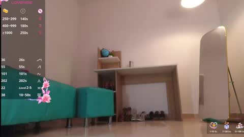 Snapshot of laura_zans_ chatting on February 17, 2025, 3:09 pm Laura Zans I am sensual goddes and i was born for loveworshipping and enjoyment. online show from February 17, 2025, 3:09 pm