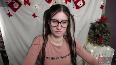 Laura online show from December 11, 2024, 7:42 am