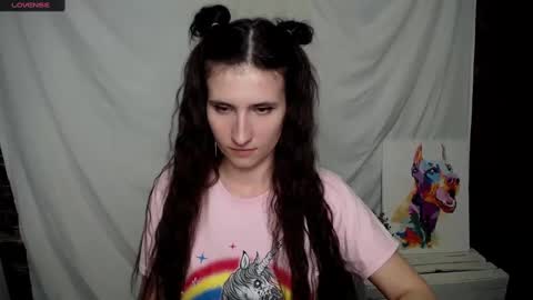 Laura online show from March 2, 2025, 2:32 pm