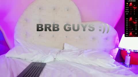 Laura MartinGMT-5 2200-0600 online show from January 5, 2025, 7:17 am