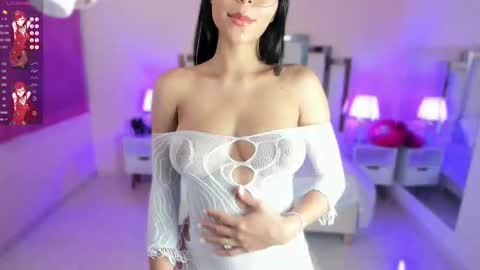 Laura MartinGMT-5 2200-0600 online show from September 10, 2025, 12:21 am