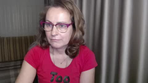 Snapshot of lauraoven1 chatting on January 11, 2025, 2:25 pm Lauraoven1 online show from January 11, 2025, 2:25 pm