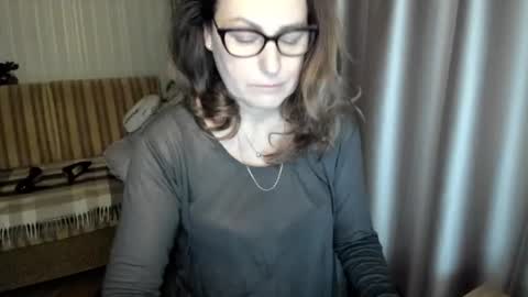 Lauraoven1 online show from December 20, 2025, 8:54 am