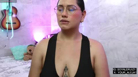 Aleja online show from May 25, 2026, 1:11 am