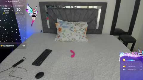 laurasofia01 online show from July 3, 2026, 2:45 pm