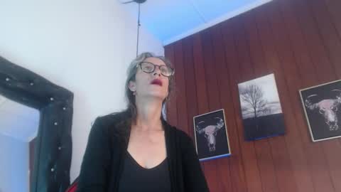 Snapshot of laurasofia45 chatting on February 18, 2026, 1:40 pm Laura Sofia online show from February 18, 2026, 1:40 pm