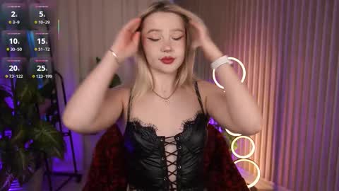  Laura  online show from October 14, 2025, 6:25 am