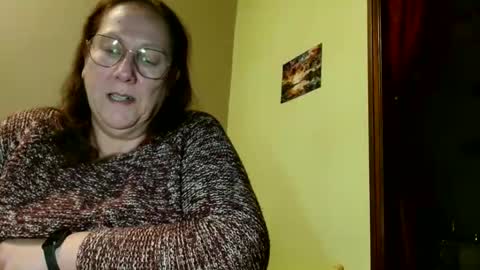 laureanne online show from February 16, 2025, 8:44 pm