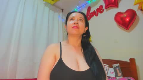 Snapshot of laureen777 chatting on January 11, 2025, 1:27 am laureen777 online show from January 11, 2025, 1:27 am