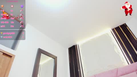 Laurem online show from December 29, 2024, 7:22 pm