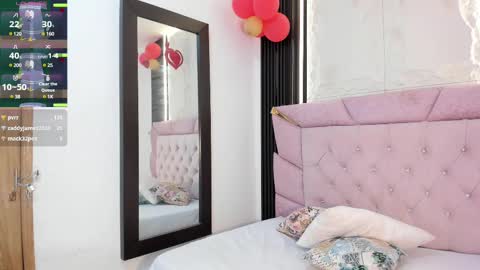 Laurem online show from February 19, 2025, 7:16 pm