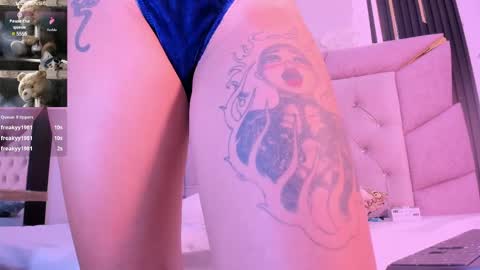 Laurem online show from March 4, 2025, 10:38 pm