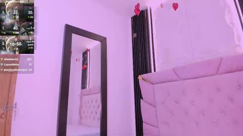 Laurem online show from March 11, 2025, 8:20 pm