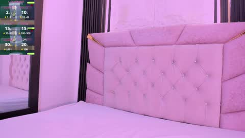 Laurem online show from March 12, 2025, 8:10 pm