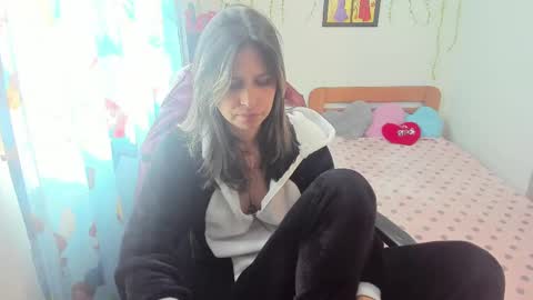 Snapshot of lauren_ashlee chatting on September 20, 2025, 1:34 pm Lauren Independent model online show from September 20, 2025, 1:34 pm