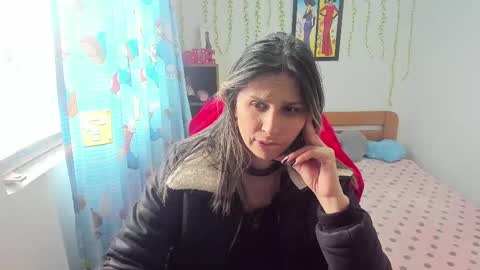 Snapshot of lauren_ashlee chatting on October 1, 2025, 3:18 pm Lauren Independent model online show from October 1, 2025, 3:18 pm