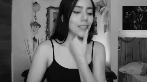 Snapshot of lauren_sweet7 chatting on December 16, 2024, 12:04 am Lauren online show from December 16, 2024, 12:04 am