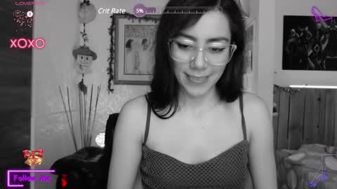 Snapshot of lauren_sweet7 chatting on January 1, 2025, 9:49 am Lauren online show from January 1, 2025, 9:49 am